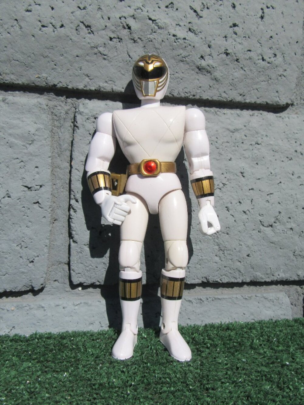 Vintage 1993 Bandai White Mighty Morphin Power Rangers No Sword 8"